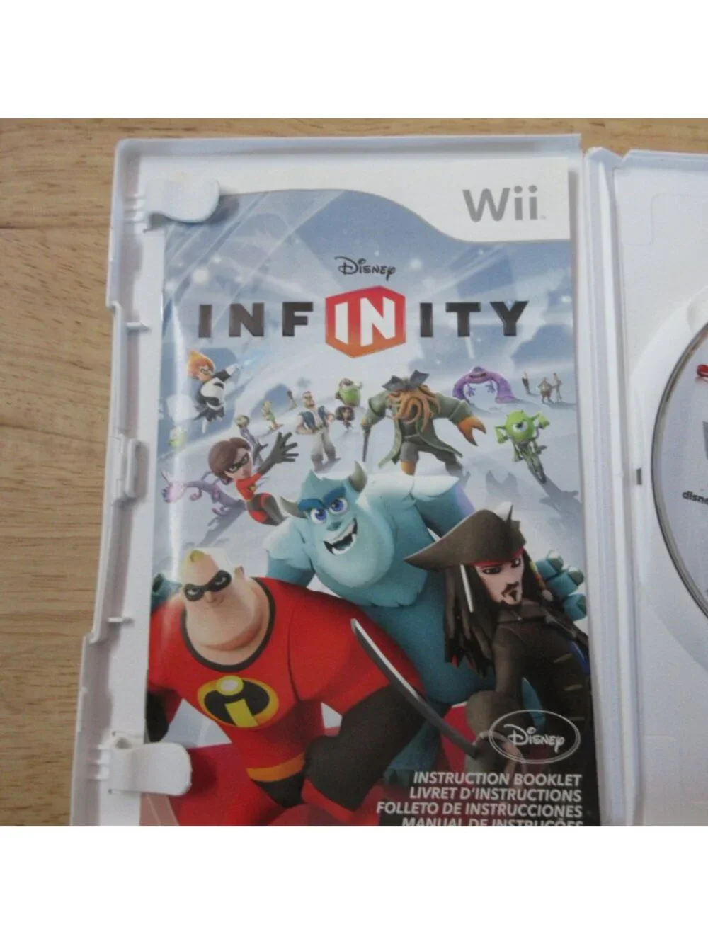 Wii Bundle 2 Video Games - Infinity & Skylanders Superchargers Racing